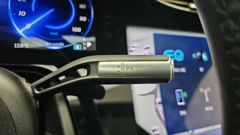 Mercedes-Benz EQS SUV