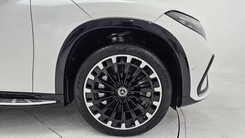 Mercedes-Benz EQS SUV