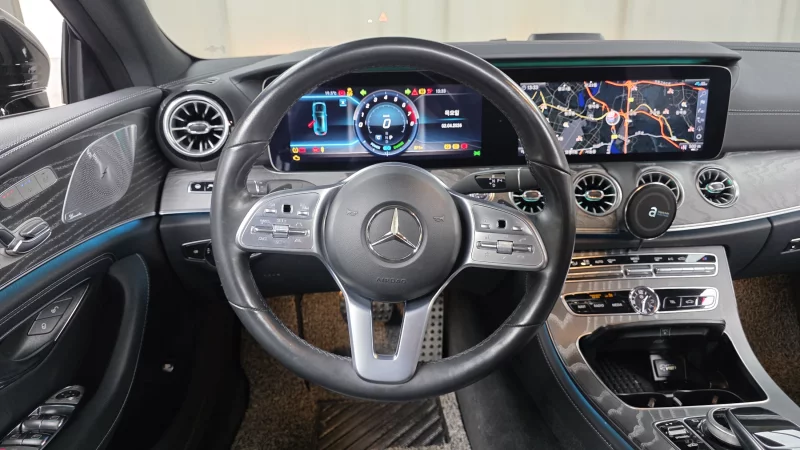 Mercedes-Benz CLS-Class