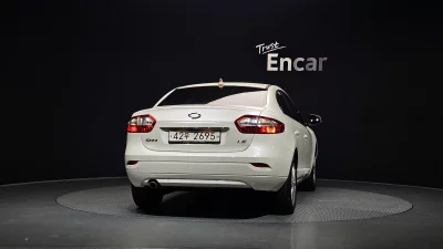 Renault SM3