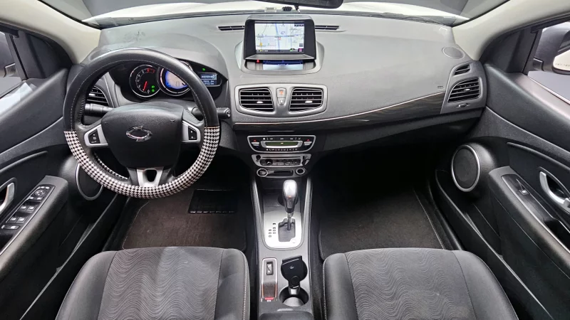 Renault SM3