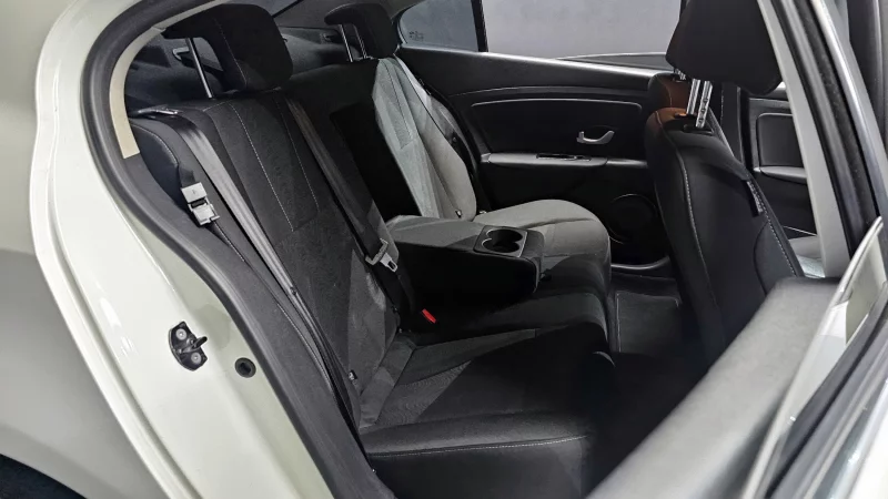 Renault SM3