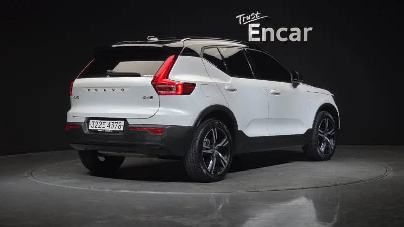 Volvo XC40