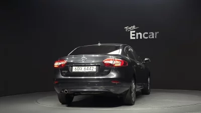 Renault SM3