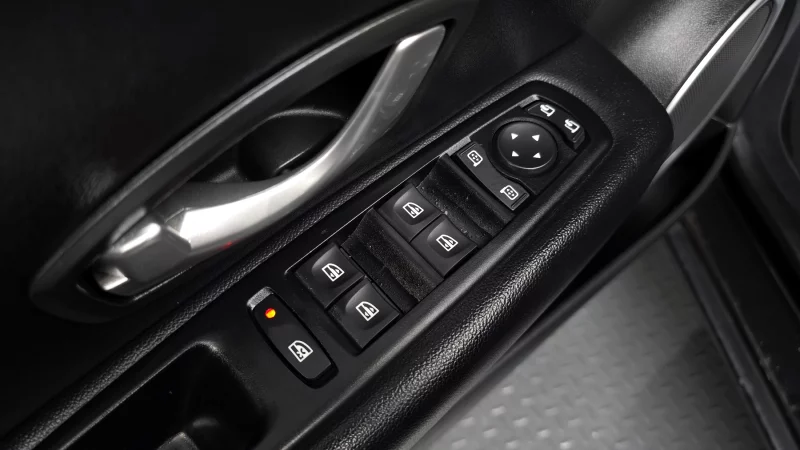Renault SM3
