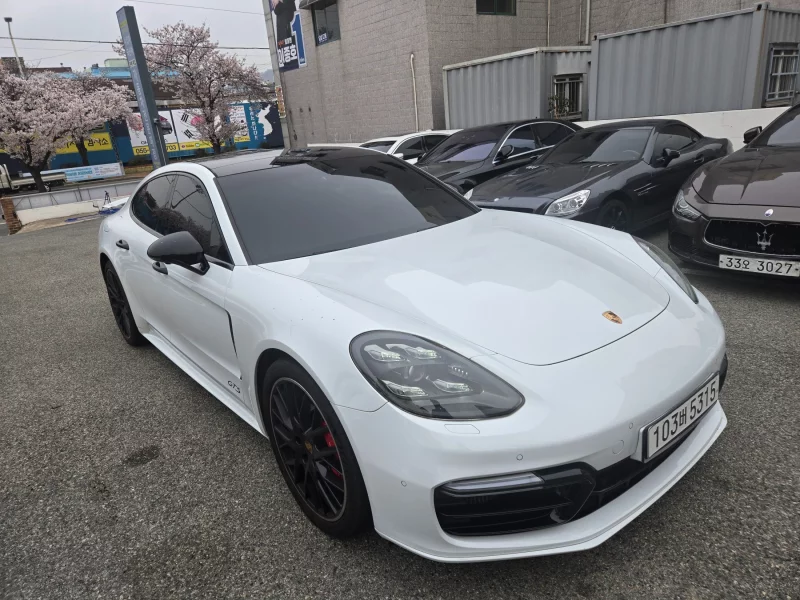 Porsche Panamera