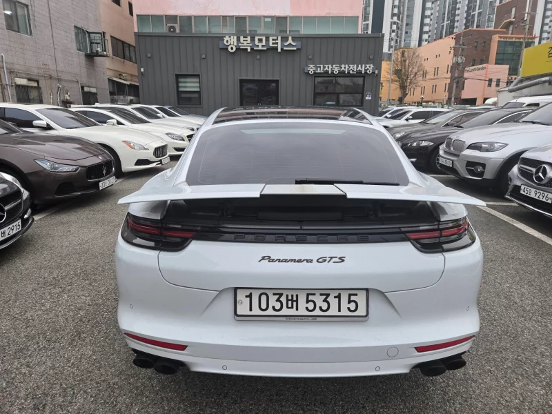 Porsche Panamera