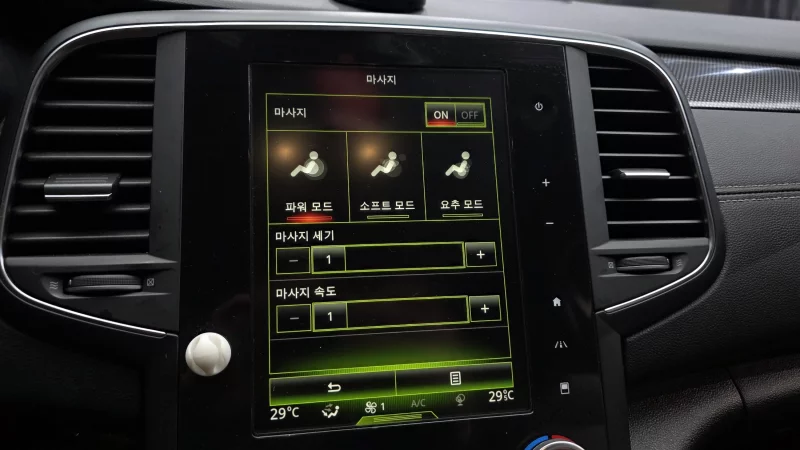 Renault SM6