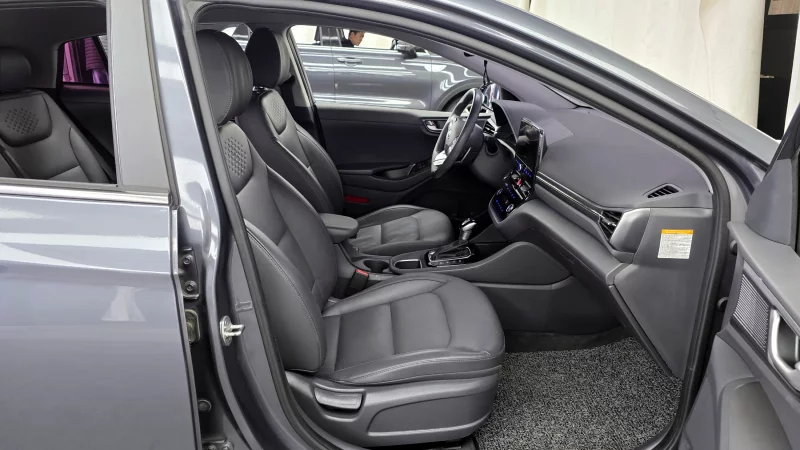 Hyundai Ioniq