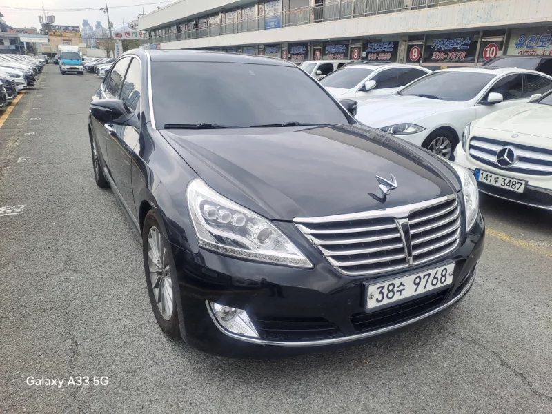 Hyundai Equus
