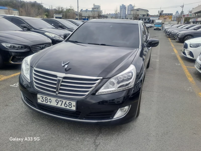 Hyundai Equus