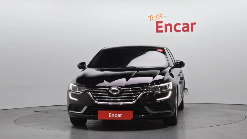 Renault SM6
