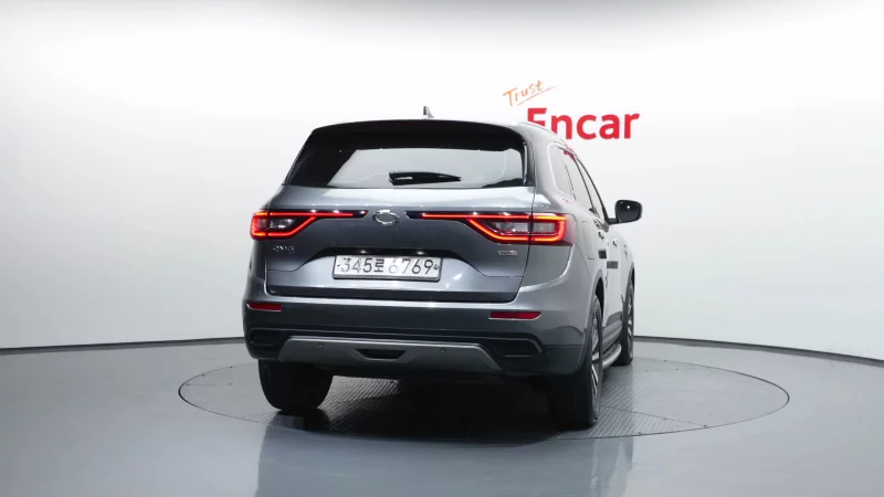 Renault QM6