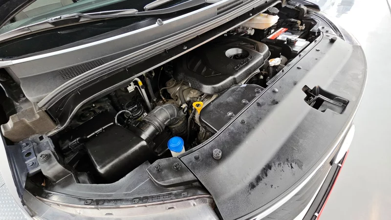 Hyundai Grand Starex