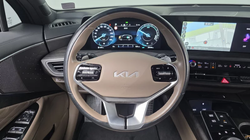 Kia K8