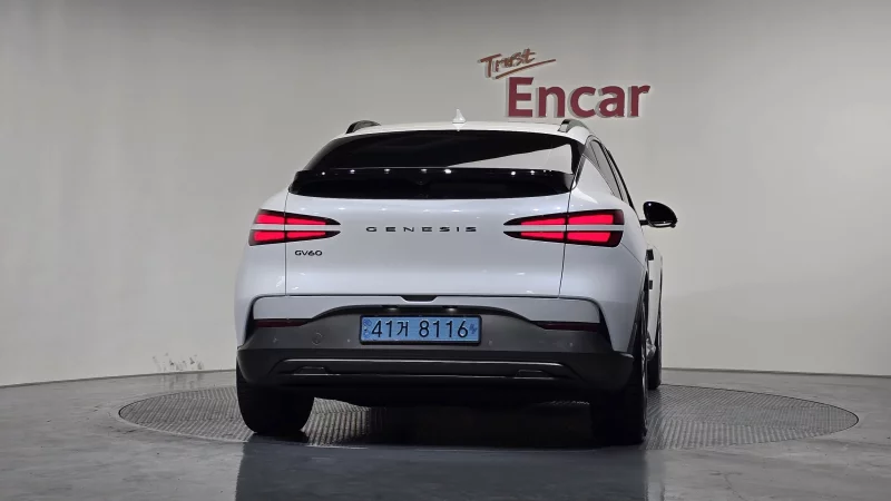 Genesis GV60
