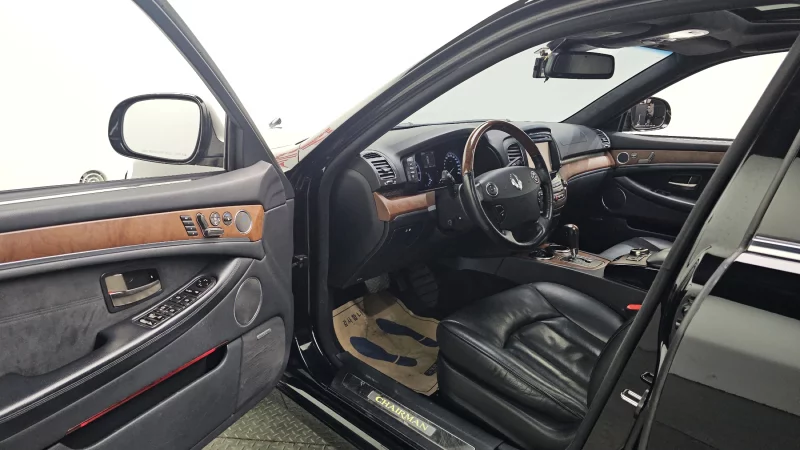 SsangYong Chairman W