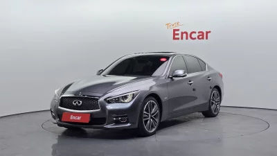 Infiniti Q50