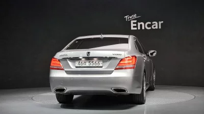 Hyundai Equus