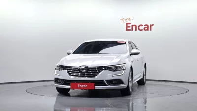 Renault SM6