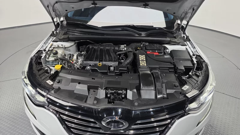 Renault SM6