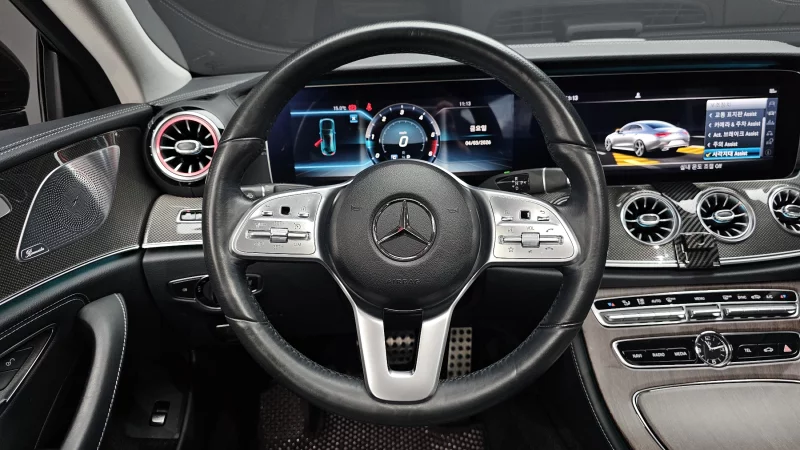 Mercedes-Benz CLS-Class