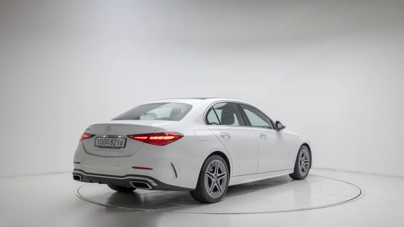 Mercedes-Benz C-Class