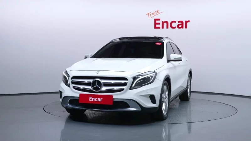 Mercedes-Benz GLA-Class