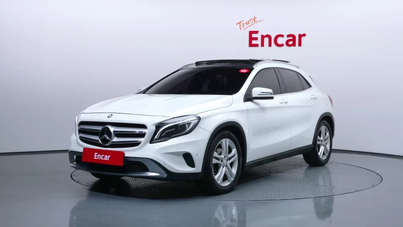 Mercedes-Benz GLA-Class