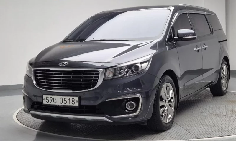 Kia Carnival