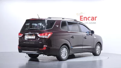 SsangYong Korando Turismo