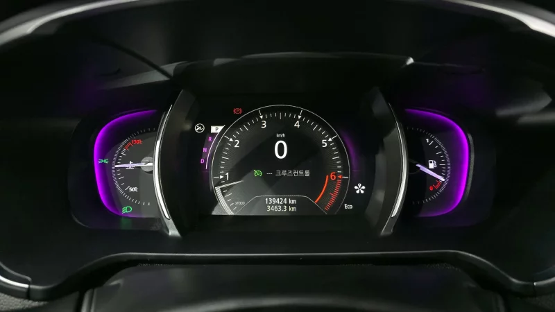 Renault SM6