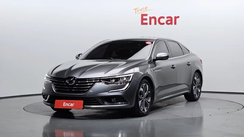 Renault SM6