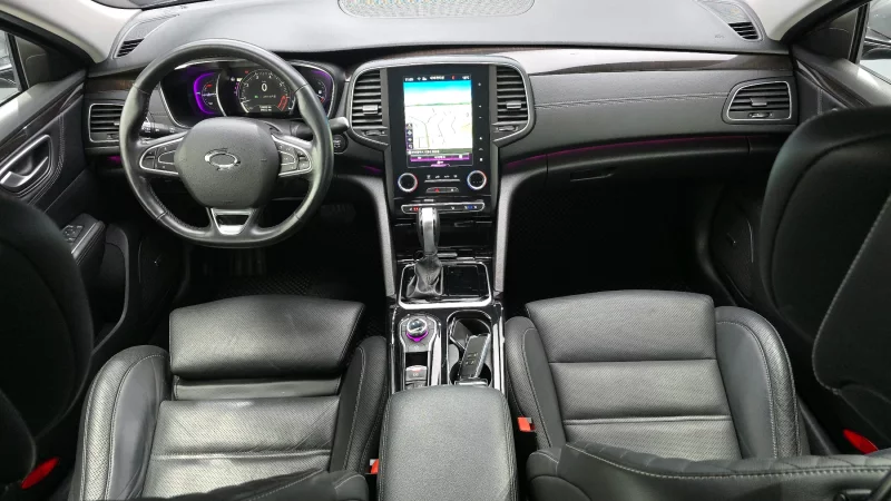 Renault SM6