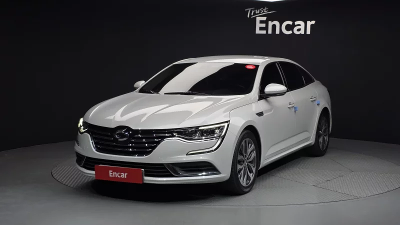 Renault SM6