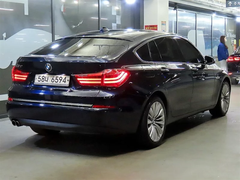 BMW 5-Series Gran Turismo