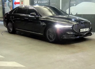 Genesis G90