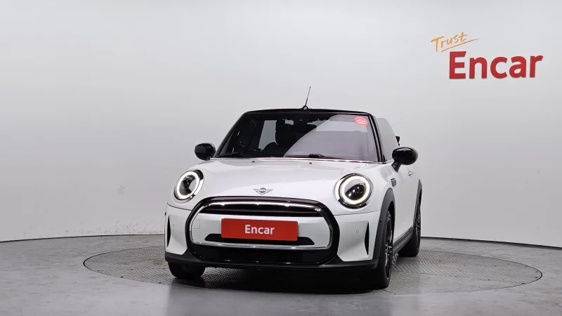 MINI Cooper Convertible