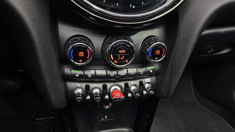 MINI Cooper Convertible