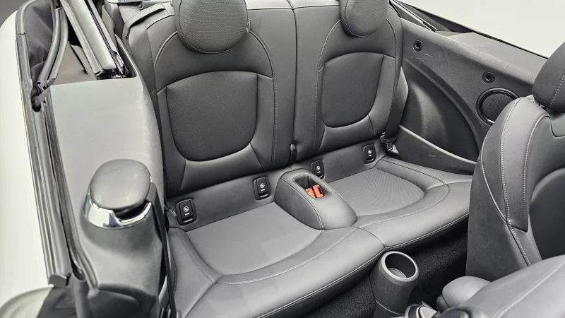 MINI Cooper Convertible