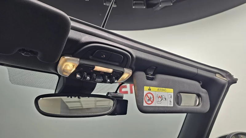 MINI Cooper Convertible