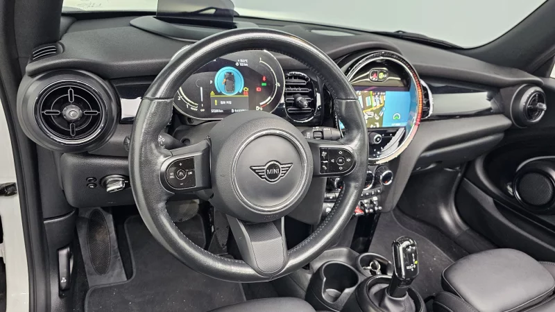 MINI Cooper Convertible