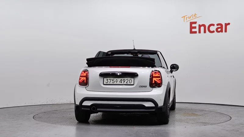 MINI Cooper Convertible