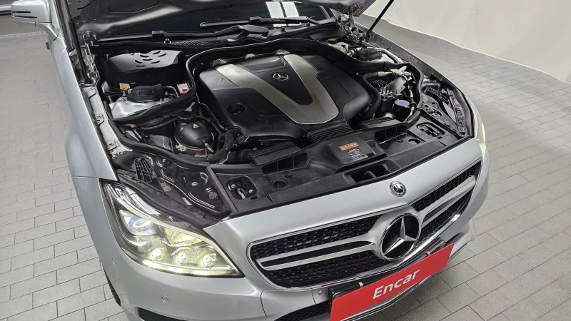 Mercedes-Benz CLS-Class
