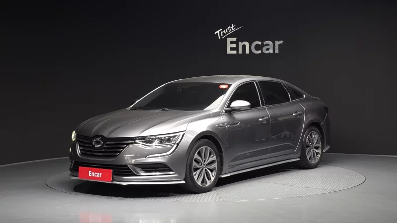 Renault SM6