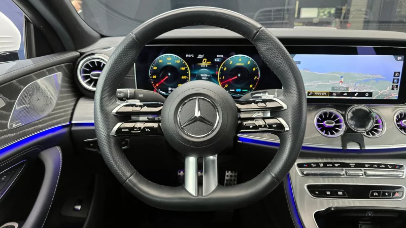 Mercedes-Benz CLS-Class