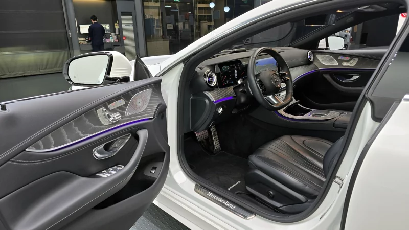 Mercedes-Benz CLS-Class