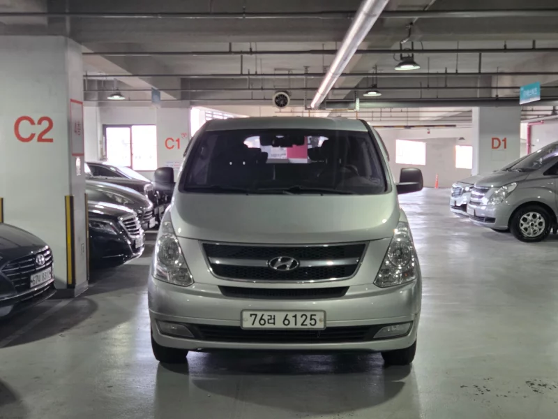 Hyundai Grand Starex