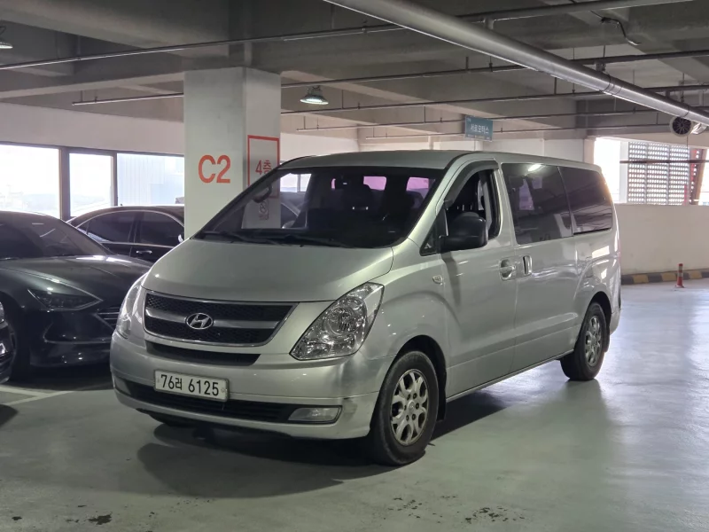 Hyundai Grand Starex