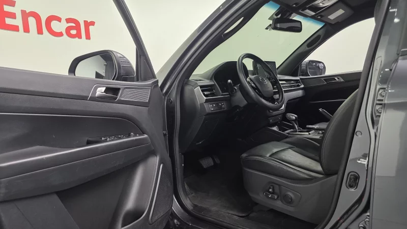 SsangYong Rexton Sports